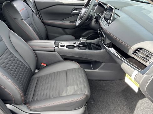 New 2026 Nissan Rogue SV image 21