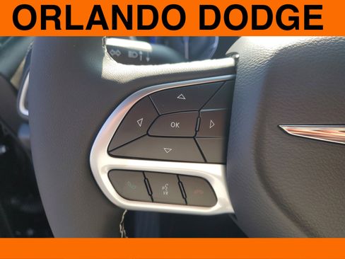 New 2026 Chrysler Pacifica Select image 19