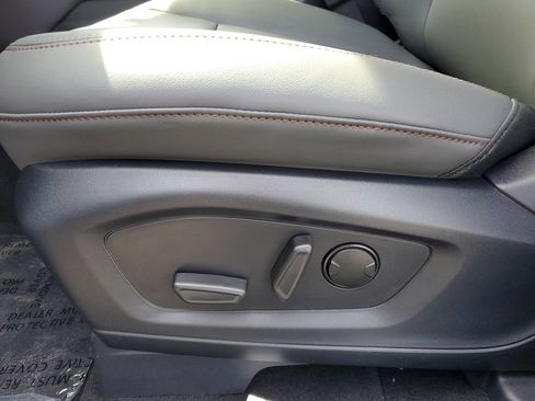 New 2026 Ford Explorer Active AWD/4WD image 10