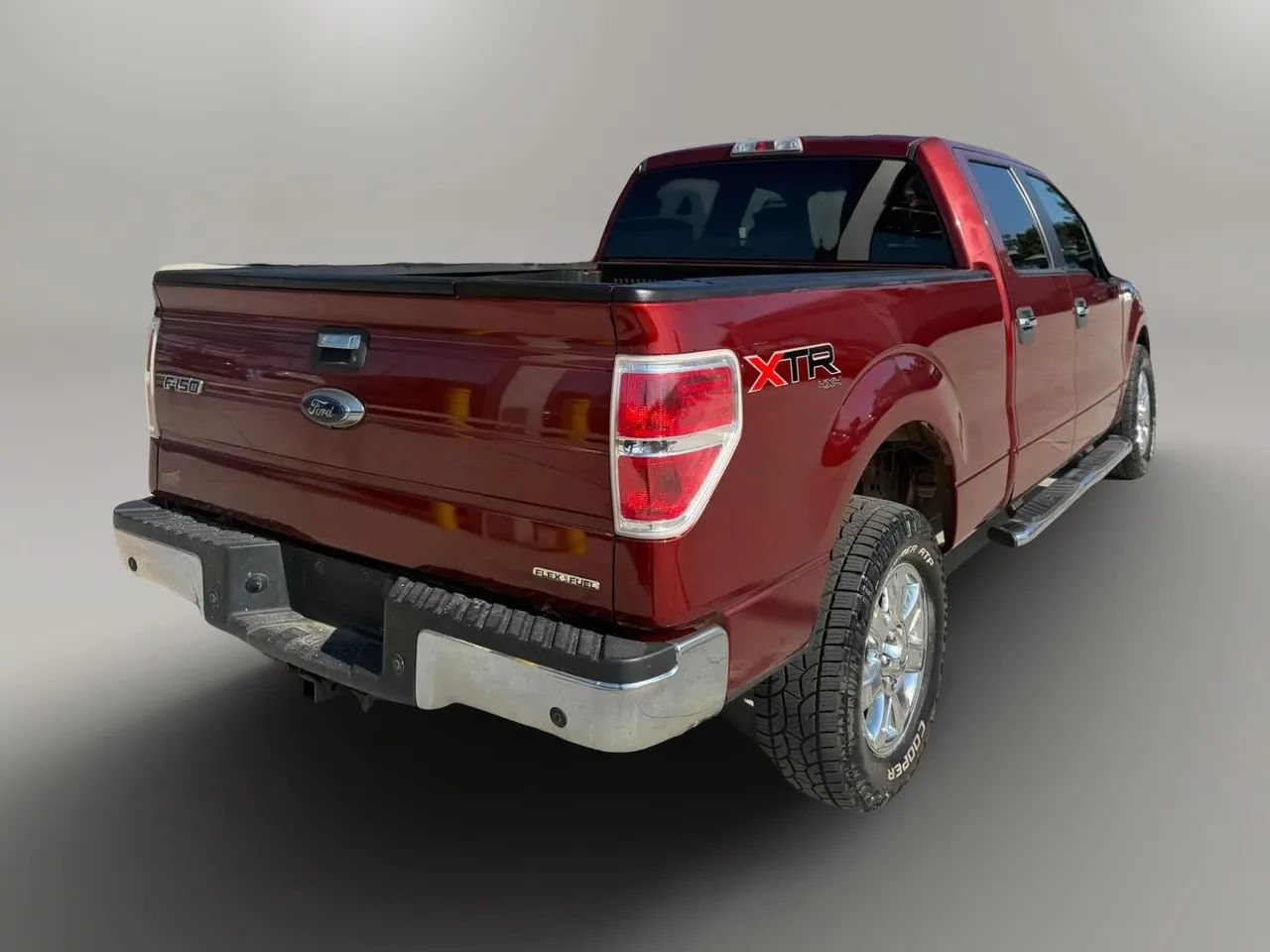 Used 2014 Ford F150 XLT w/ Equipment Group 302A Luxury AWD/4WD image 7