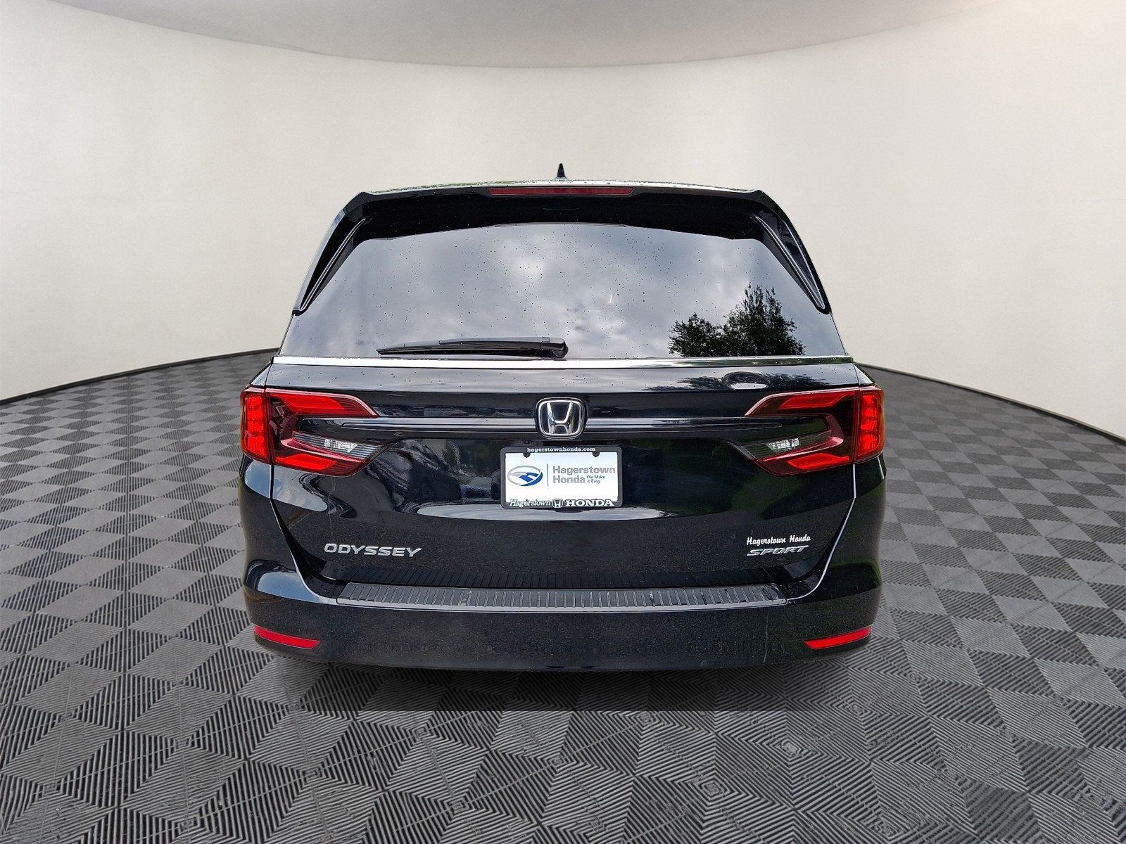 Used 2024 Honda Odyssey Sport image 5