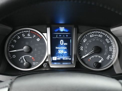 Used 2021 Toyota Tacoma SR5 image 8