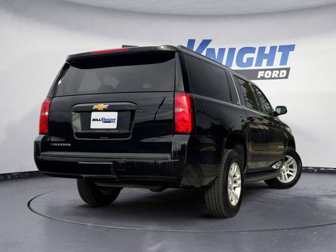 Used 2019 Chevrolet Suburban LT image 5