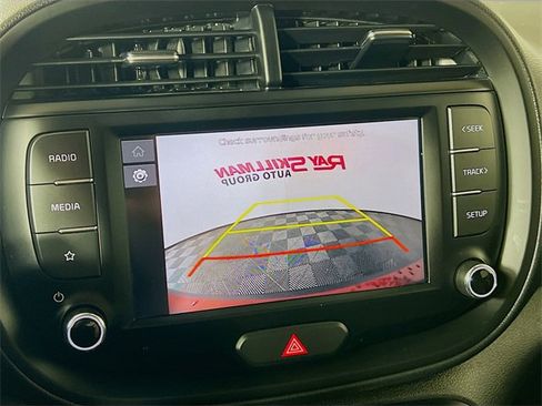 Used 2024 Kia Soul LX w/ Option Group 015 image 17