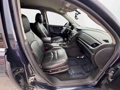 Used 2015 Chevrolet Traverse LT image 15