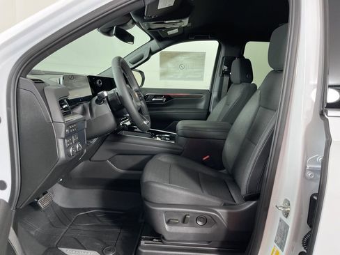 New 2026 Chevrolet Tahoe LS image 22