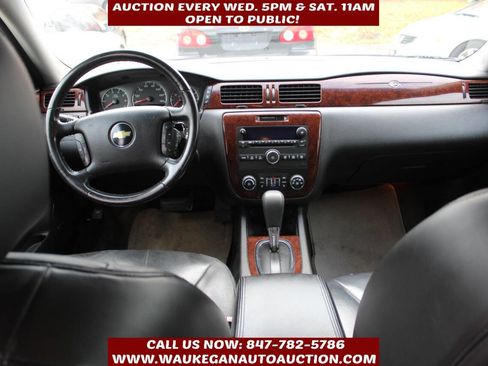 Used 2010 Chevrolet Impala LTZ image 7