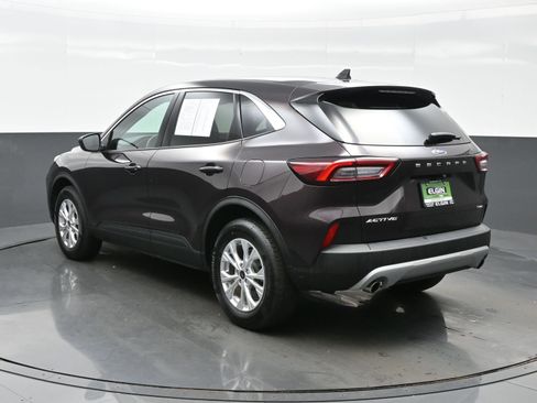 Used 2023 Ford Escape Active image 4