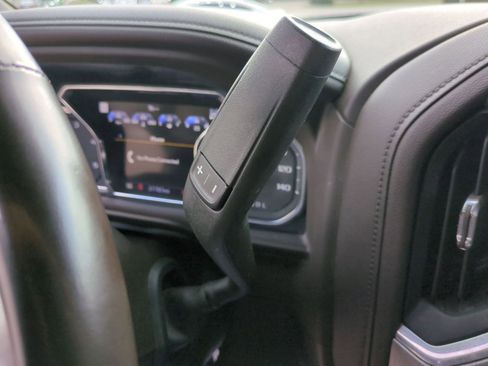 Certified 2023 GMC Sierra 2500 Denali AWD/4WD image 9