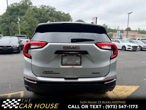 Used 2022 GMC Terrain SLE w/ Driver Convenience Package AWD/4WD image 7
