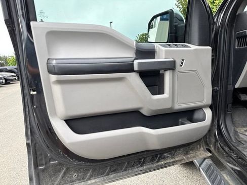 Used 2015 Ford F150 XLT AWD/4WD image 13
