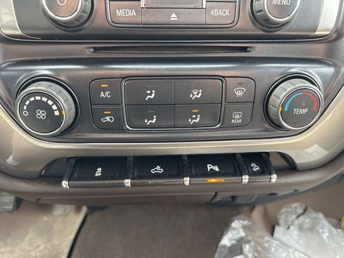 Used 2014 Chevrolet Silverado 1500 LT w/ LT Convenience Package image 24