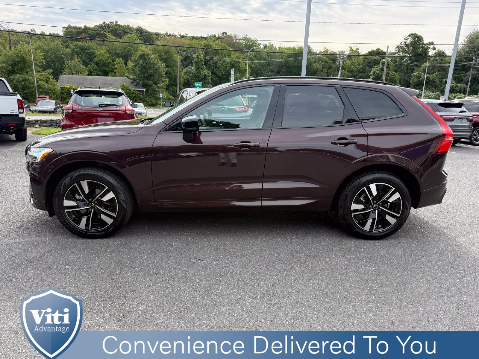 Used 2026 Volvo XC60 B5 Plus w/ Protection Package Premier AWD/4WD image 5