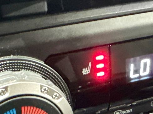 Used 2024 Toyota Tacoma SR5 image 21