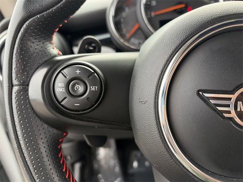Used 2020 MINI Cooper S image 22