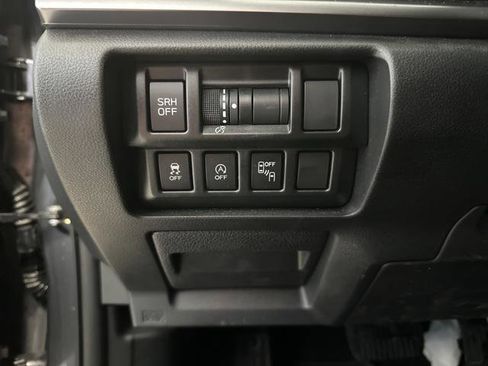 Used 2022 Subaru Crosstrek 2.5i Limited w/ Moonroof Package 2 image 23