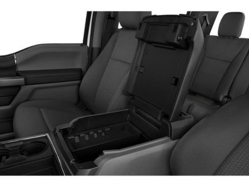 Used 2020 Ford F350 XLT w/ XLT Premium Package AWD/4WD image 16