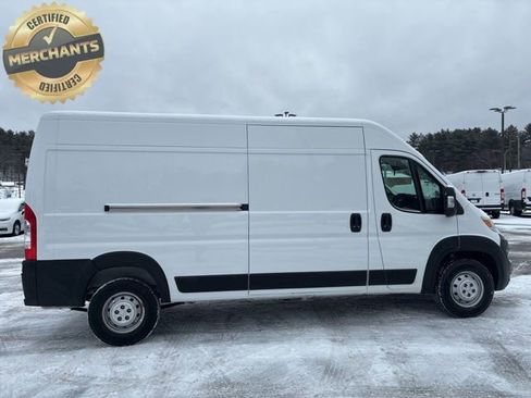 Used 2023 RAM ProMaster 2500 FWD image 10
