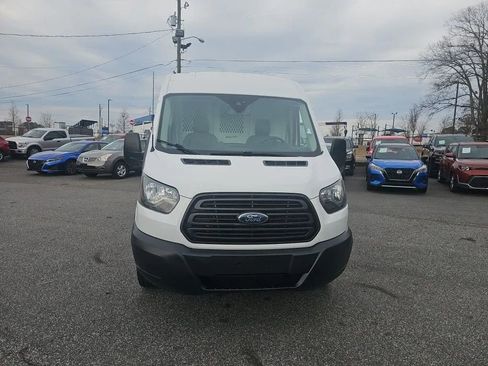 Used 2017 Ford Transit 250 Medium Roof w/Sliding Side Doo image 5