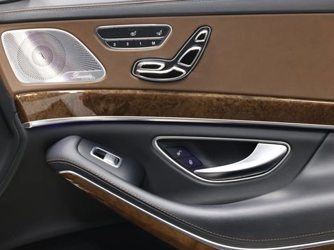Used 2016 Mercedes-Benz Maybach S 600 image 99