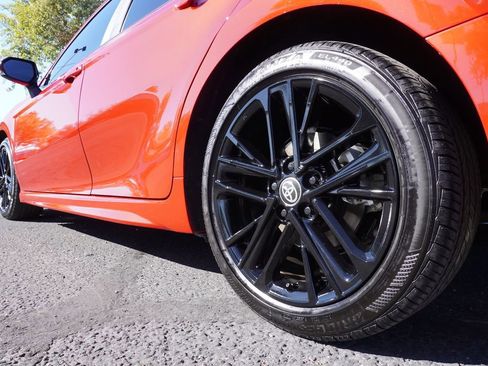 Used 2025 Toyota Camry SE image 6