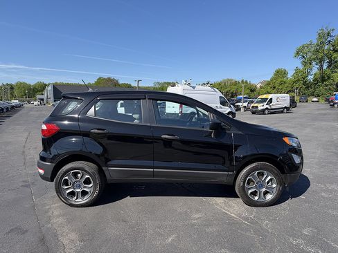 Certified 2022 Ford EcoSport S AWD/4WD image 8