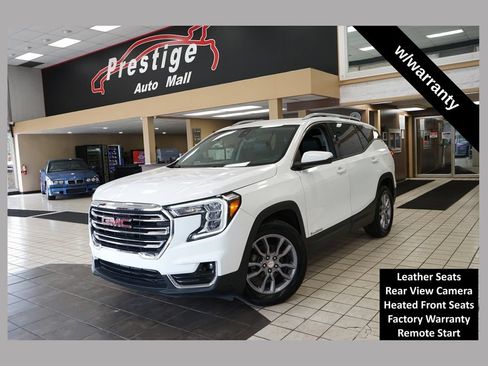 Used 2023 GMC Terrain SLT FWD image 1