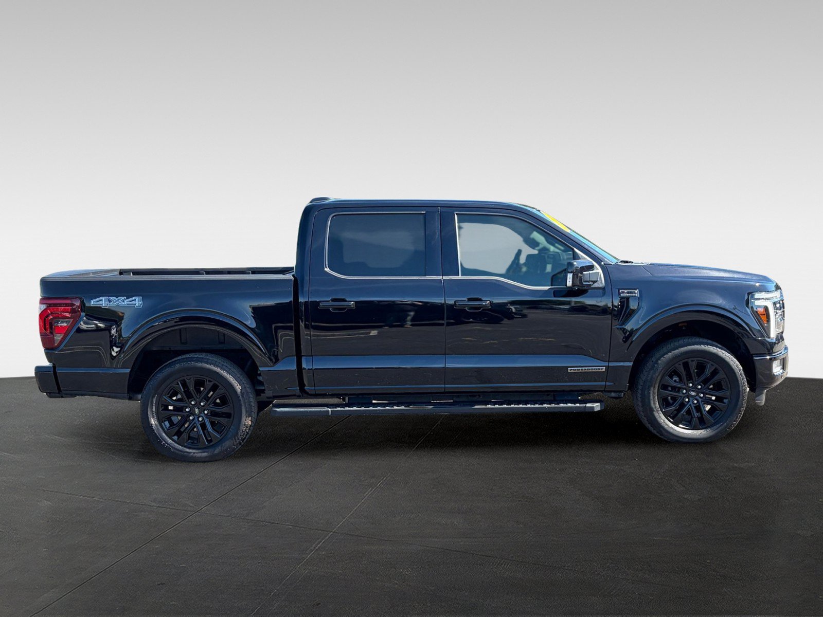 Used 2024 Ford F150 Lariat w/ Equipment Group 502A High AWD/4WD image 4
