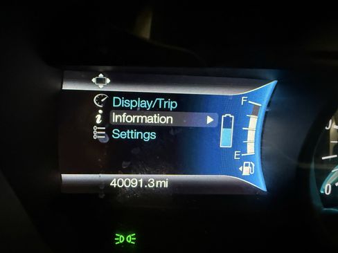 Used 2018 Ford Fusion S image 18