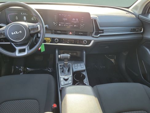 Certified 2024 Kia Sportage LX FWD image 10