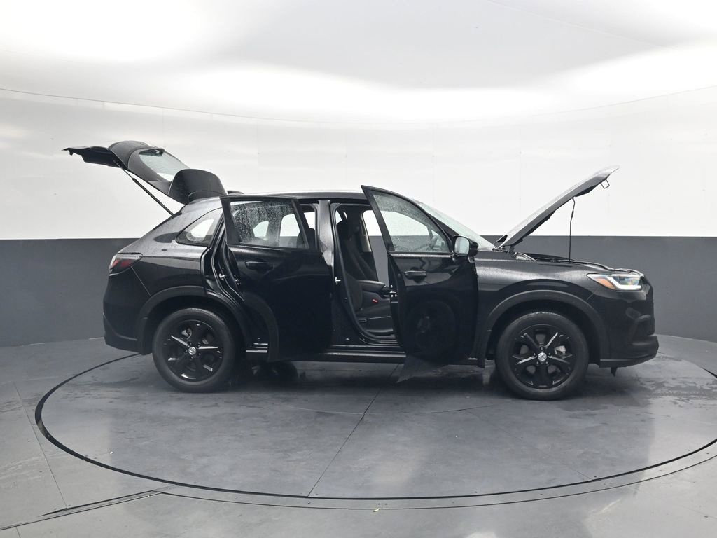 Used 2024 Honda HR-V LX image 42