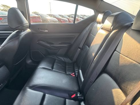 Certified 2025 Nissan Altima 2.5 SR w/ SR Premium Package FWD image 29