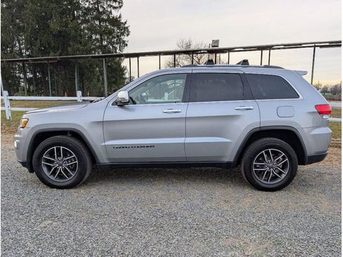 Used 2019 Jeep Grand Cherokee Limited image 4