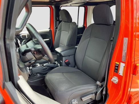 Used 2023 Jeep Wrangler Unlimited Sport AWD/4WD image 20
