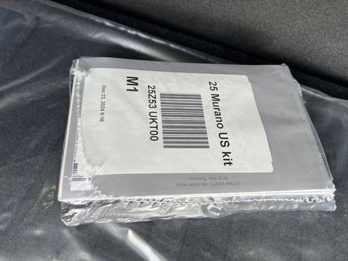 Used 2025 Nissan Murano SV FWD image 19