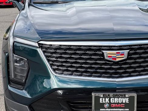 Used 2024 Cadillac XT4 Premium Luxury image 46