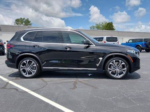 Used 2026 BMW X5 xDrive40i w/ Climate Comfort Package AWD/4WD image 3