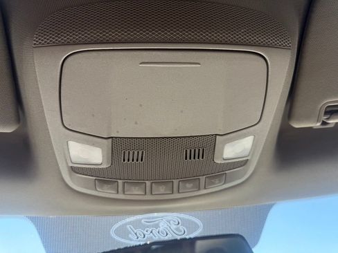 Used 2018 Ford F150 XLT AWD/4WD image 32