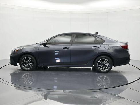 Used 2023 Kia Forte LXS FWD image 8
