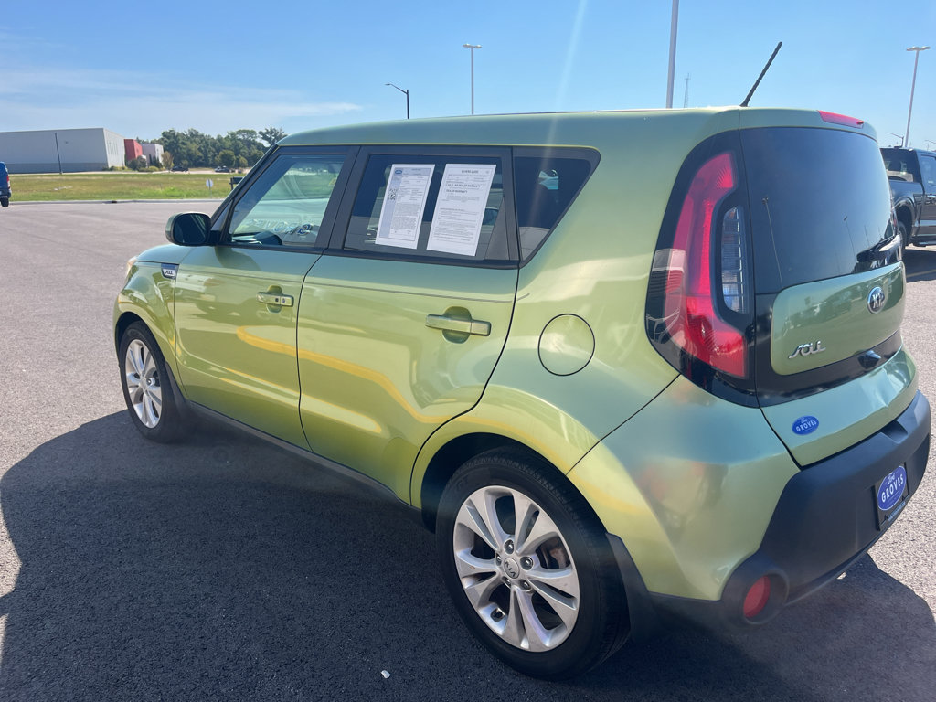 Used 2015 Kia Soul + w/ Primo Package FWD image 7