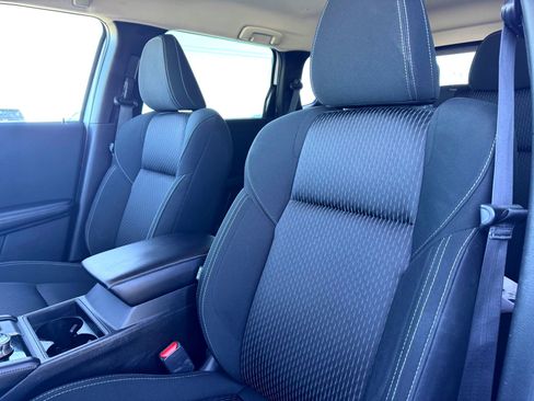 Used 2022 Mitsubishi Outlander ES image 13