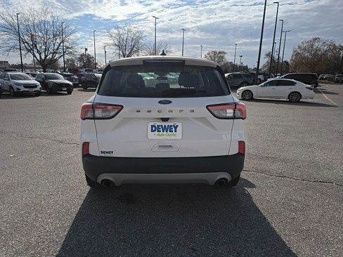 Used 2022 Ford Escape S image 4