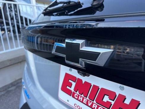 Used 2022 Chevrolet Bolt EUV LT w/ Convenience Package image 13