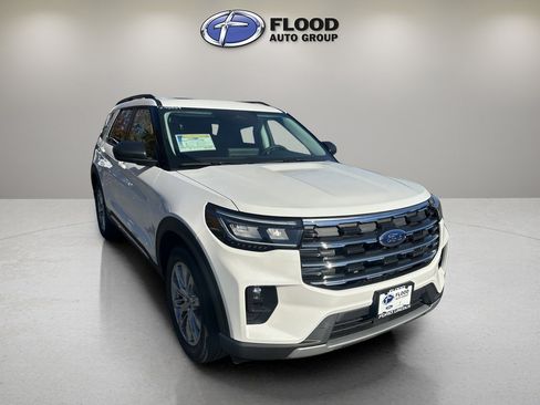 New 2025 Ford Explorer Active w/ Active Comfort Package image 1