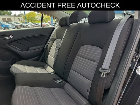 Used 2017 Kia Forte S w/ S Technology Package FWD image 10