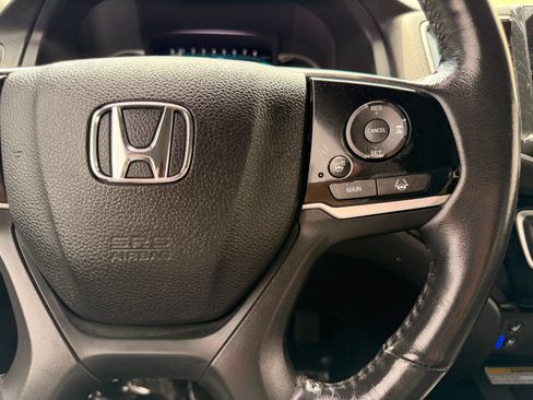 Used 2020 Honda Pilot Elite image 38