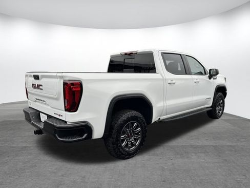 Used 2024 GMC Sierra 1500 AT4X image 7