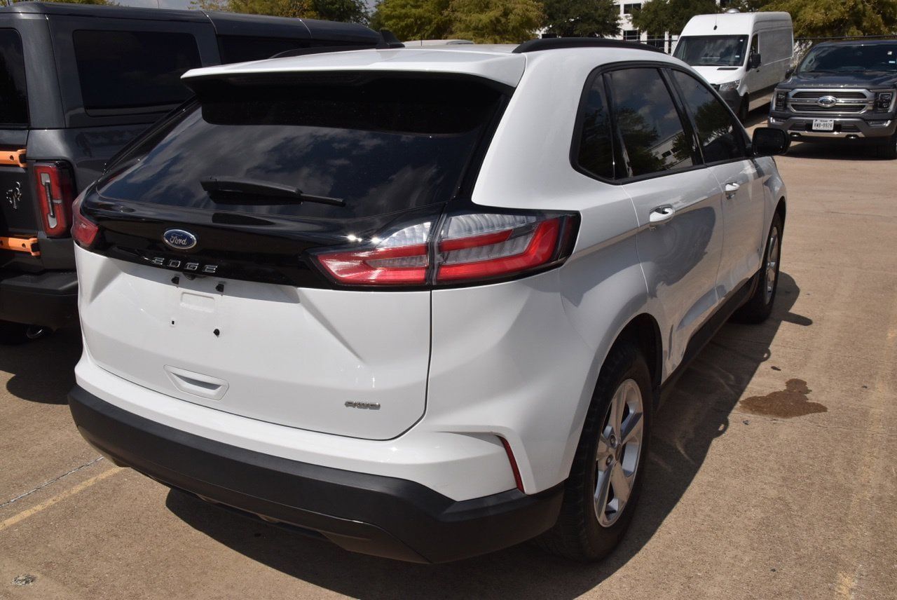 Used 2023 Ford Edge SE AWD/4WD image 7