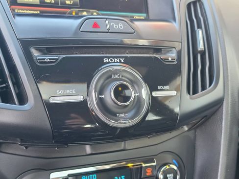 Used 2013 Ford Focus ST FWD image 17