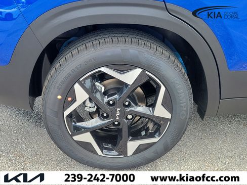 New 2026 Kia Seltos S FWD image 9